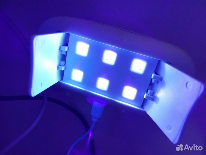 LED лампа для маникюра