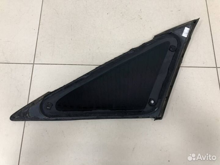 Стекло кузовное глухое левое Audi A6 C7 2011