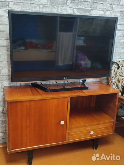 Тумба под телевизор бу