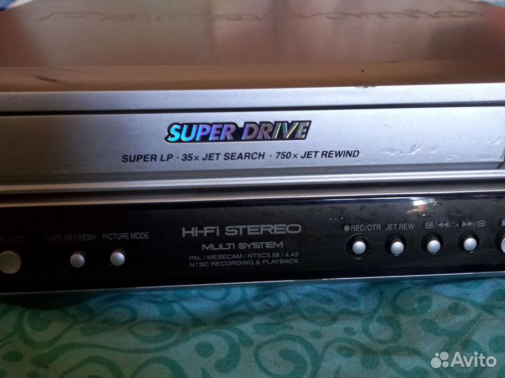 Видеомагнитофон panasonic