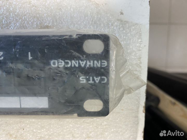 Патч панель 24 портов