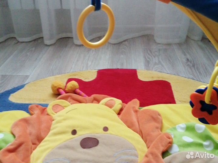 Развивающий коврик