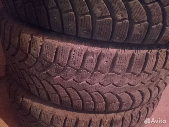 Bridgestone Blizzak Spike-02 195/65 R15