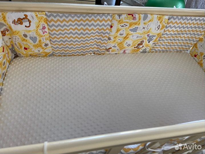 Плоские бортики в кроватку