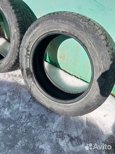 Kumho Road Venture AT 825 235/55 R18