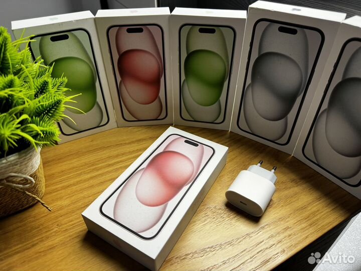 iPhone 15, 256 ГБ