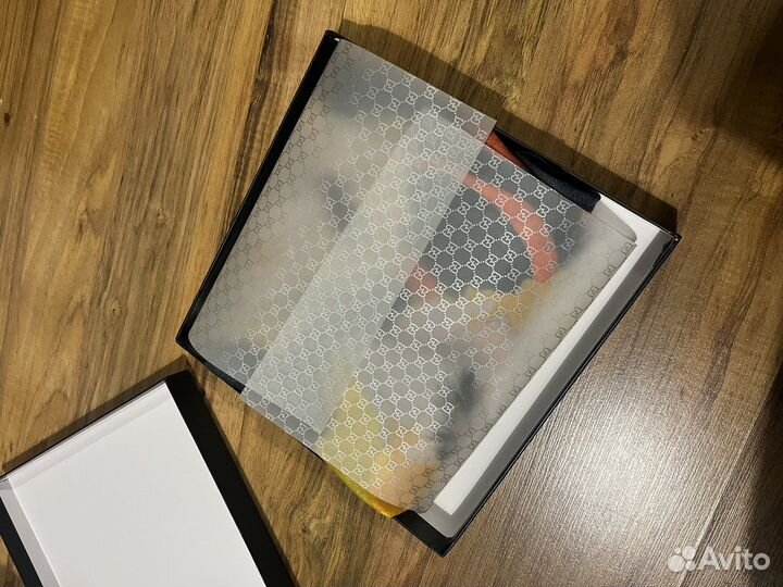 Шелковый платок gucci