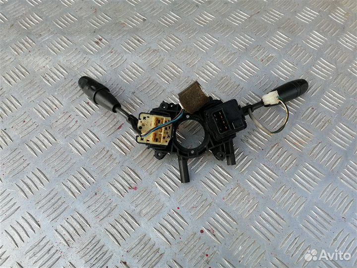 Подрулевой переключатель Chevrolet Aveo T250 B12D1