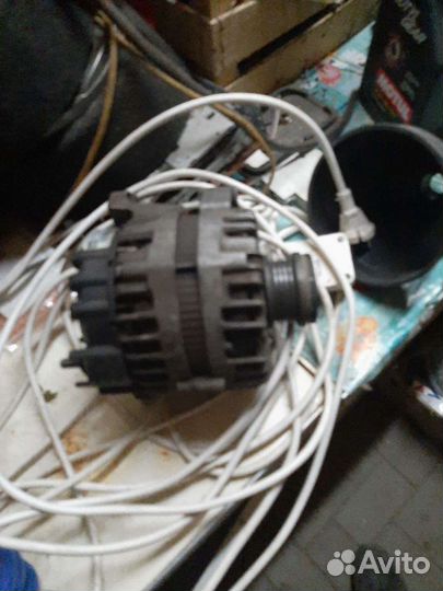 Продам генератор опель астра j