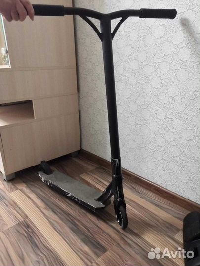 Трюковой самокат