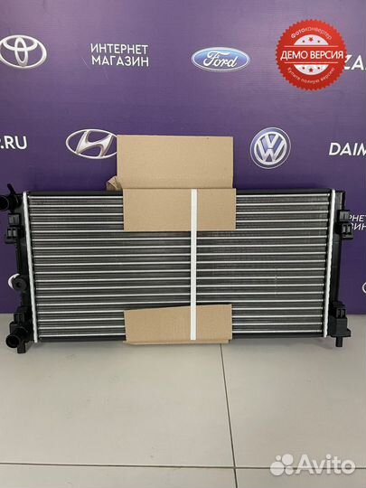 Радиатор охлаждения трубчатый Volkswagen Polo