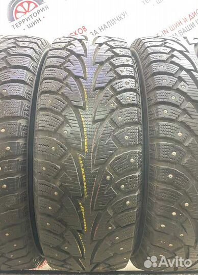 Hankook Winter I'Pike 215/65 R17 98R