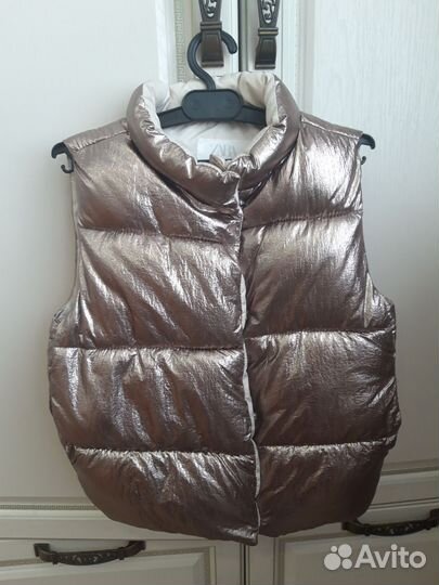 Тёплая жилетка для девочки