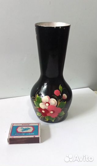 Ваза для цветов с лаковым покрытием, алюминий