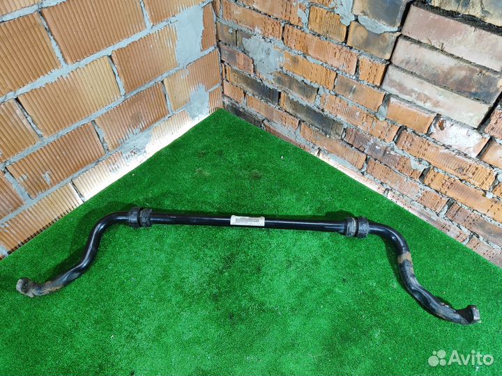 Стабилизатор передний Volkswagen Touareg 7L