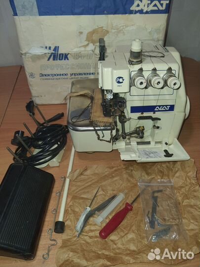 Оверлок 5 ниточный Агат 54D-5