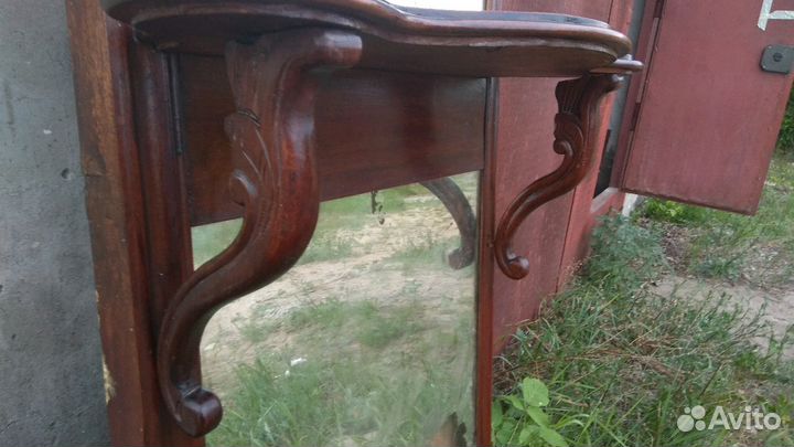 Антикварное зеркало