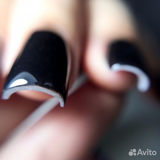 Модель на маникюр, наращивание ногтей