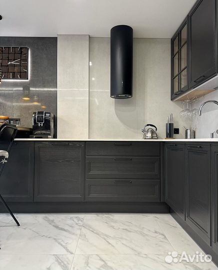 Угловая кухня массив дерева на заказ