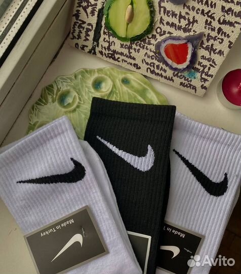 Женские носки Nike