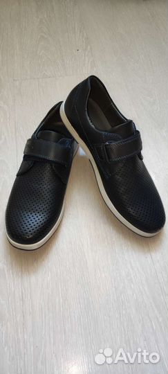 Подростковые туфли
