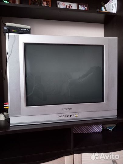 Продам телевизор