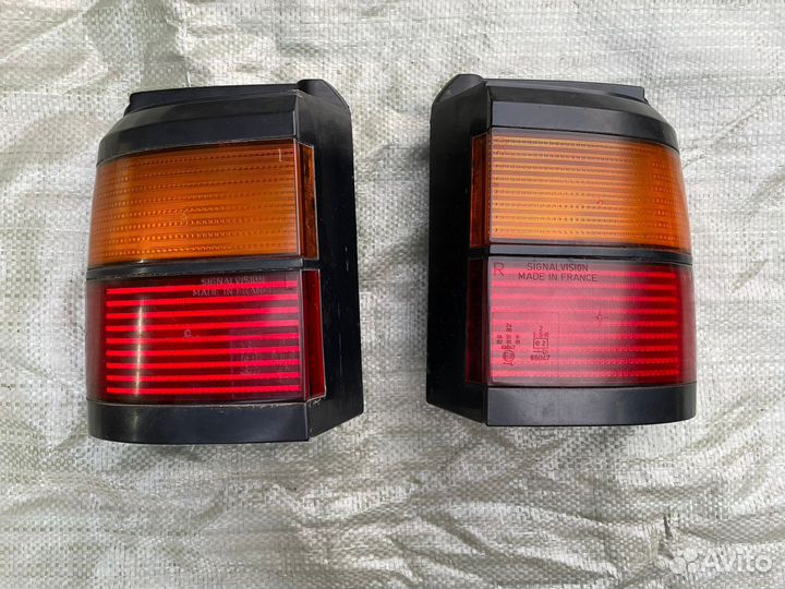 Фонарь задний в крыло VW Passat B3 Универсал