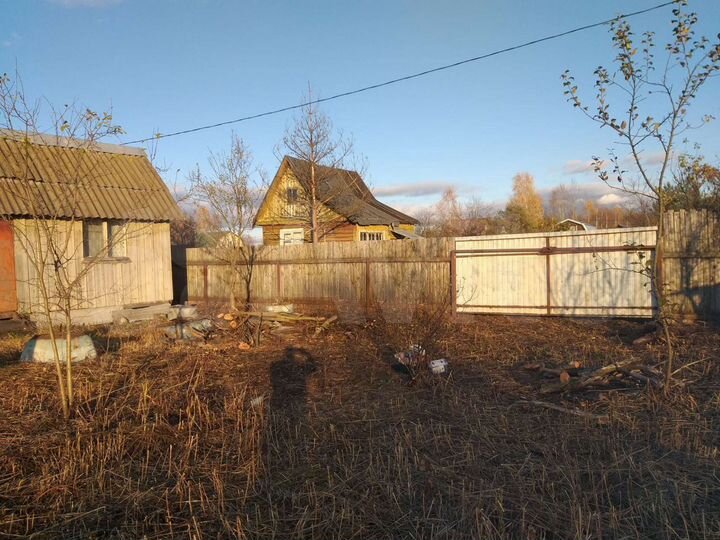 Дача 20 м² на участке 6 сот.