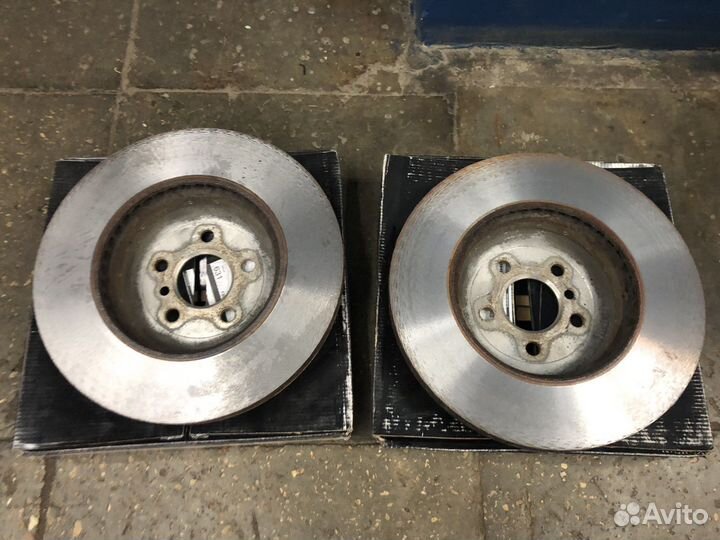 Тормозной диск передний BMW X3 G01 17-21