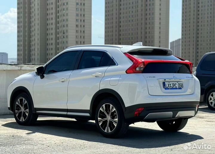 Mitsubishi Eclipse Cross 1.5 CVT, 2021, 23 500 км