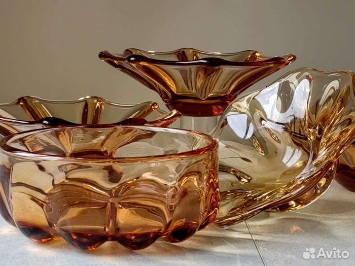 Конфетница медовое стекло