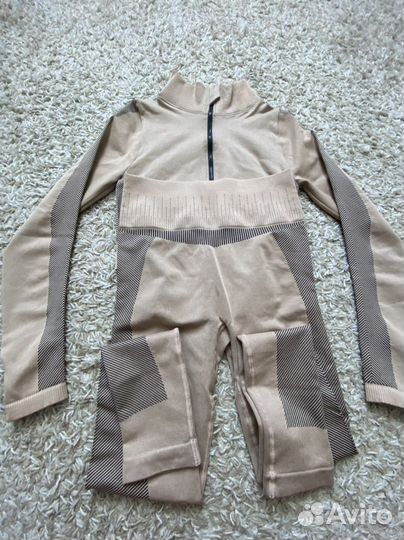 Спортивный костюм женский новый