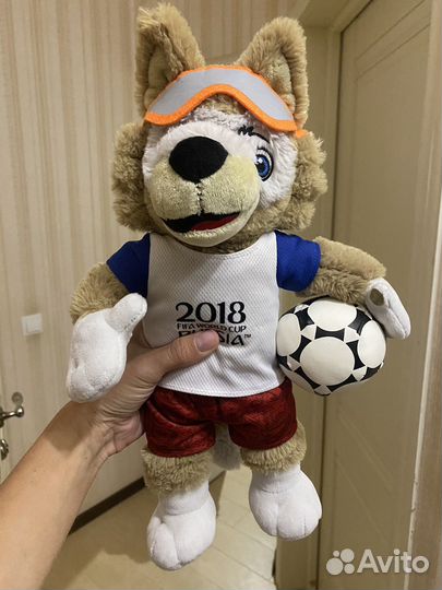Мягкая игрушка волк символ фифа футбол