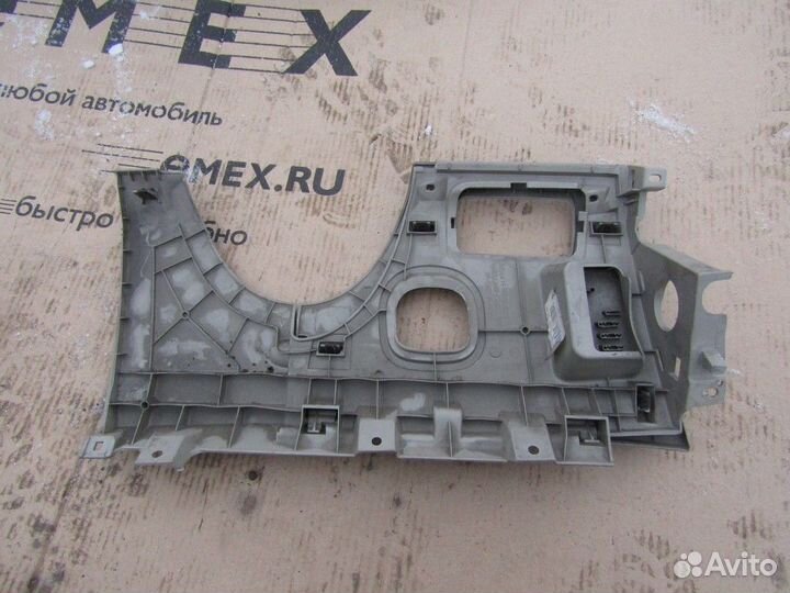 Накладка декоративная Megane II 2002-2009