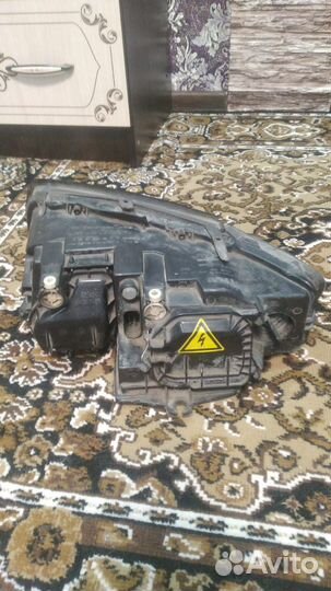 Фара передняя правая ксенон ауди а4 б6