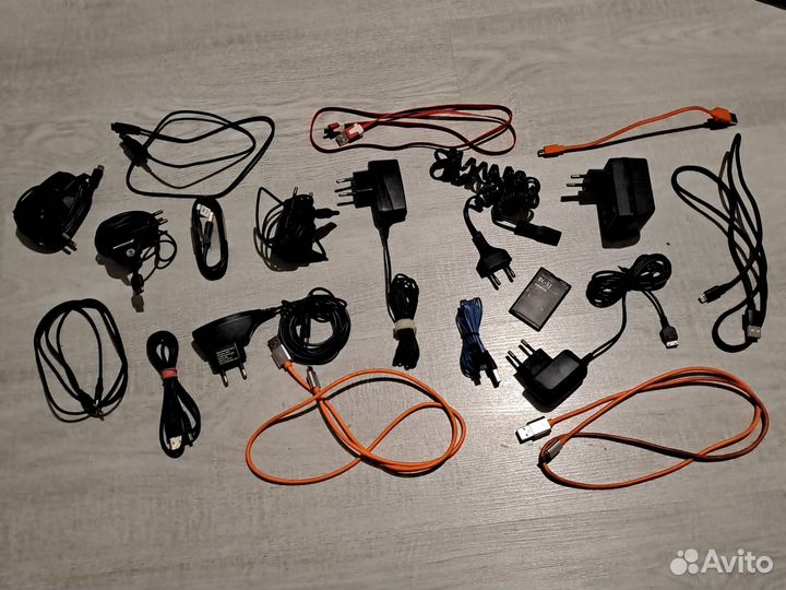 Зарядное устройство