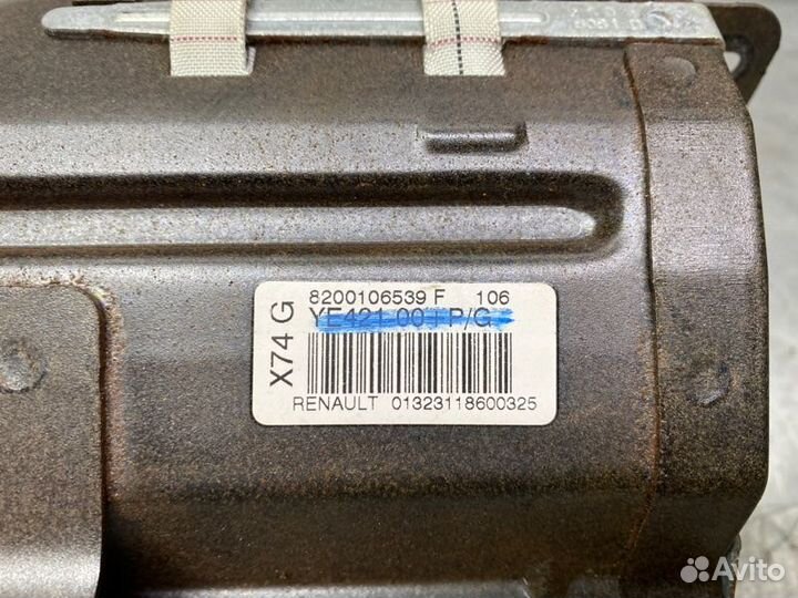 Подушка безопасности пассажирская (в торпедо)