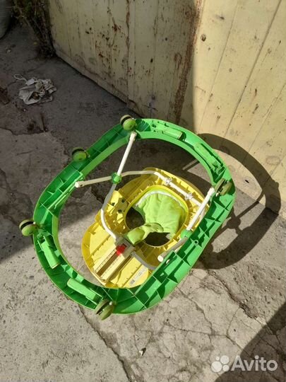 Столик для кормления