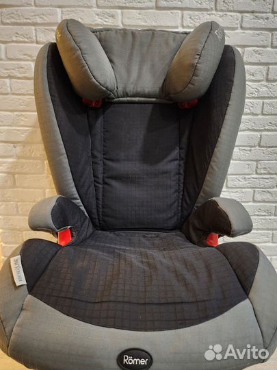 Продам автокресло Britax Romer Line