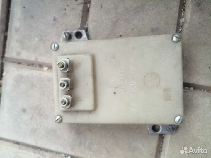 Коммутатор 47-3734