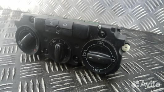 Блок управления печки и климат-контроля volkswagen jetta 5 (7AG23OV01)