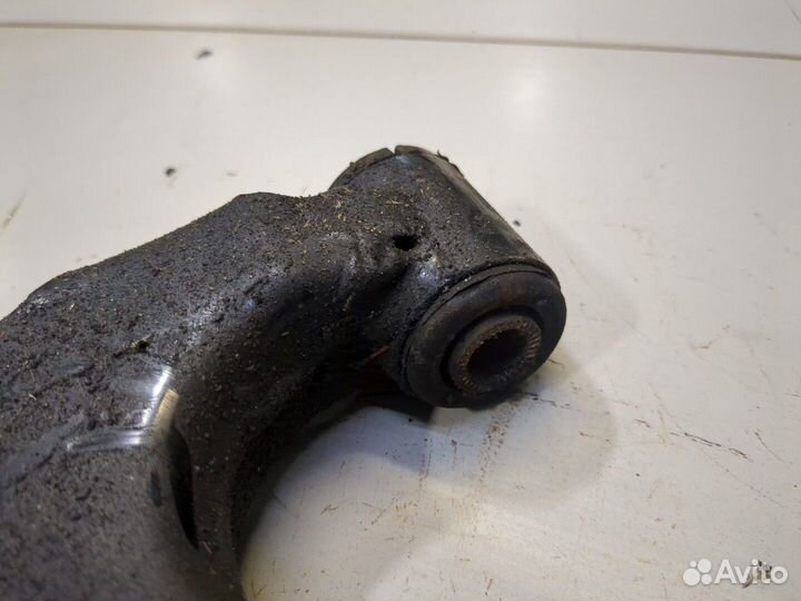 Рычаг подвески Toyota Avensis 2, 2008