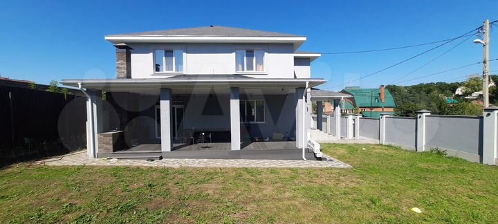 Дом 200 м² на участке 5,5 сот.