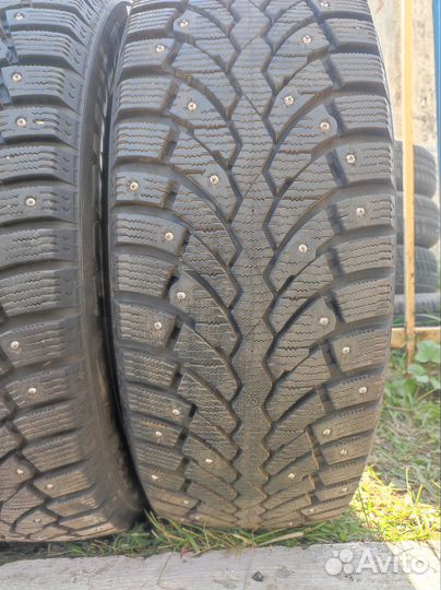 Formula Ice 215/55 R17 98T