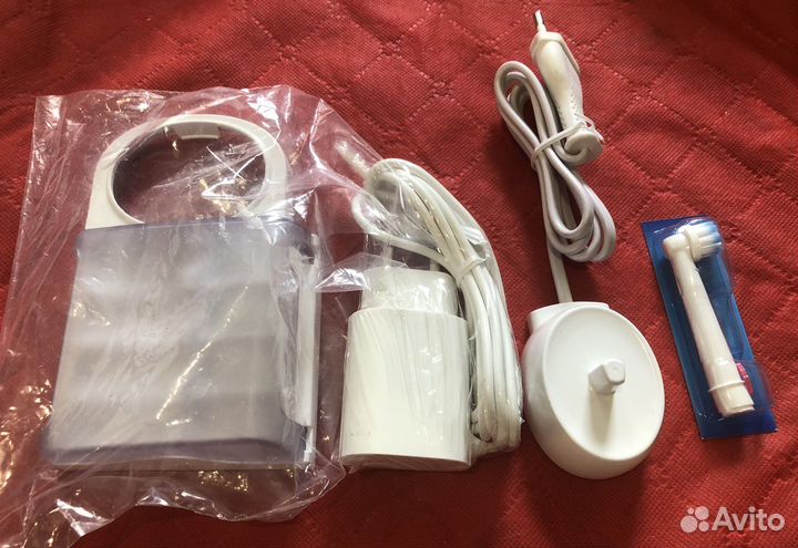 Электрическая зубная щетка Oral-B Genius X 20000N