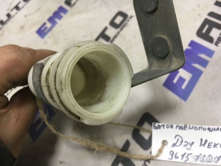 Бачок главного цилиндра сцепления Дэу Нексия