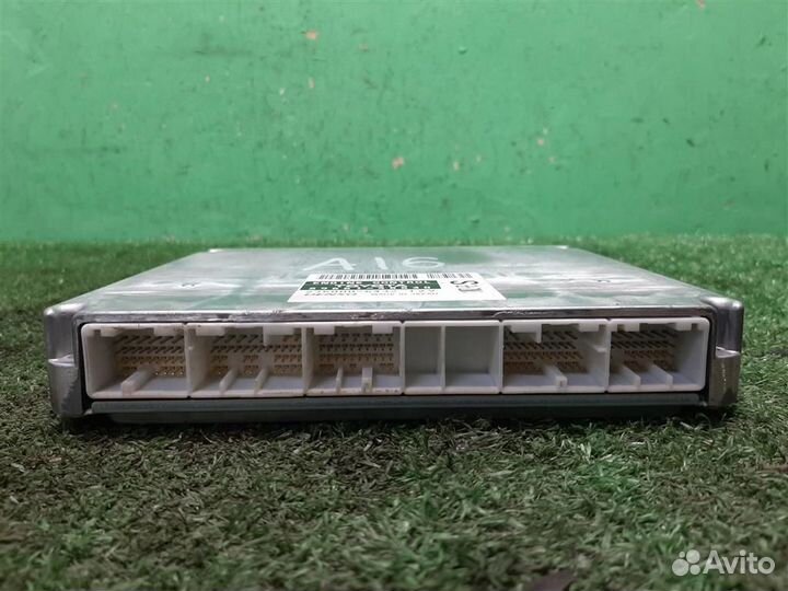 Блок управления двс Lexus RX300 (MCU35) 2004