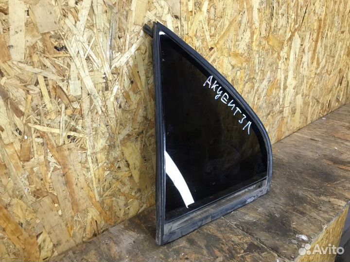 Форточка двери задняя левая Hyundai Accent седан