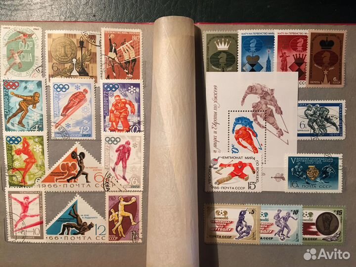 Альбомы с марками 