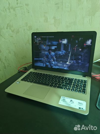 Отличный ноутбук asus SSD FHD для игр и работ